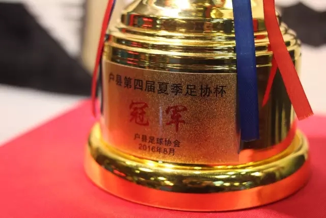 炸了！8700万豪赌，利物浦弃萨拉赫押注19岁新王