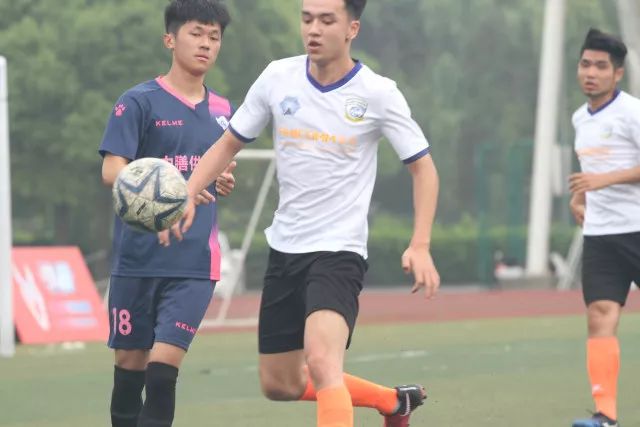 男篮集训5人离队！3人糟糕发挥，李悦洲未上场，胡明轩能养伤了！