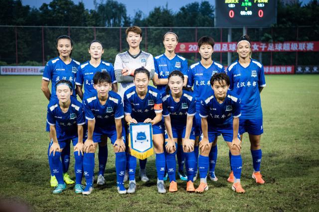 6.3日：拿到啦！余嘉豪斩获MVP，中国男篮迎来新的甜蜜烦恼
